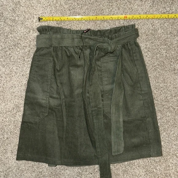 Women’s Size M Fall Skirt Bundle - Picture 7 of 9